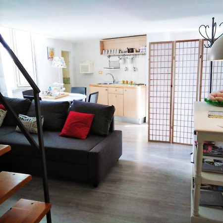 Casa Di Erminia Bed and Breakfast Napoli Eksteriør billede